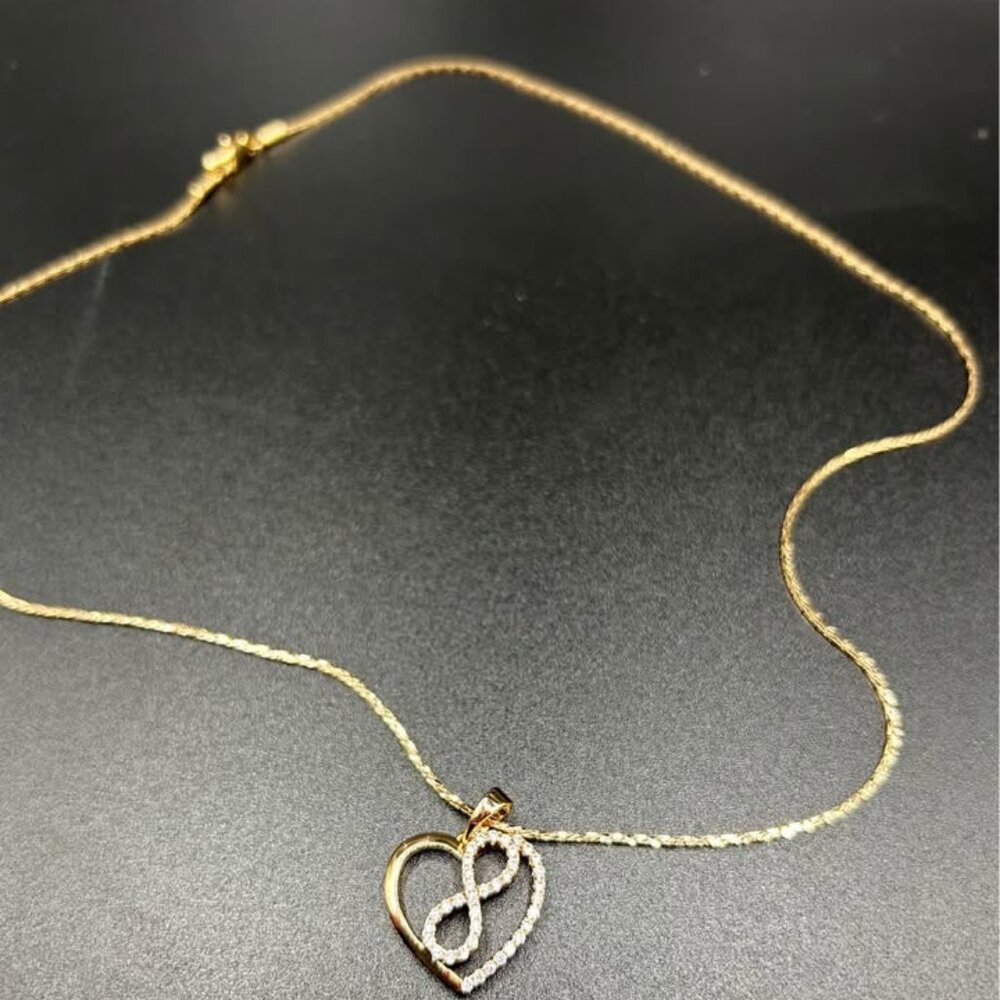 18K Gold Plated (CZ) Infinity Heart Necklace - Chain 20" Long marked XP